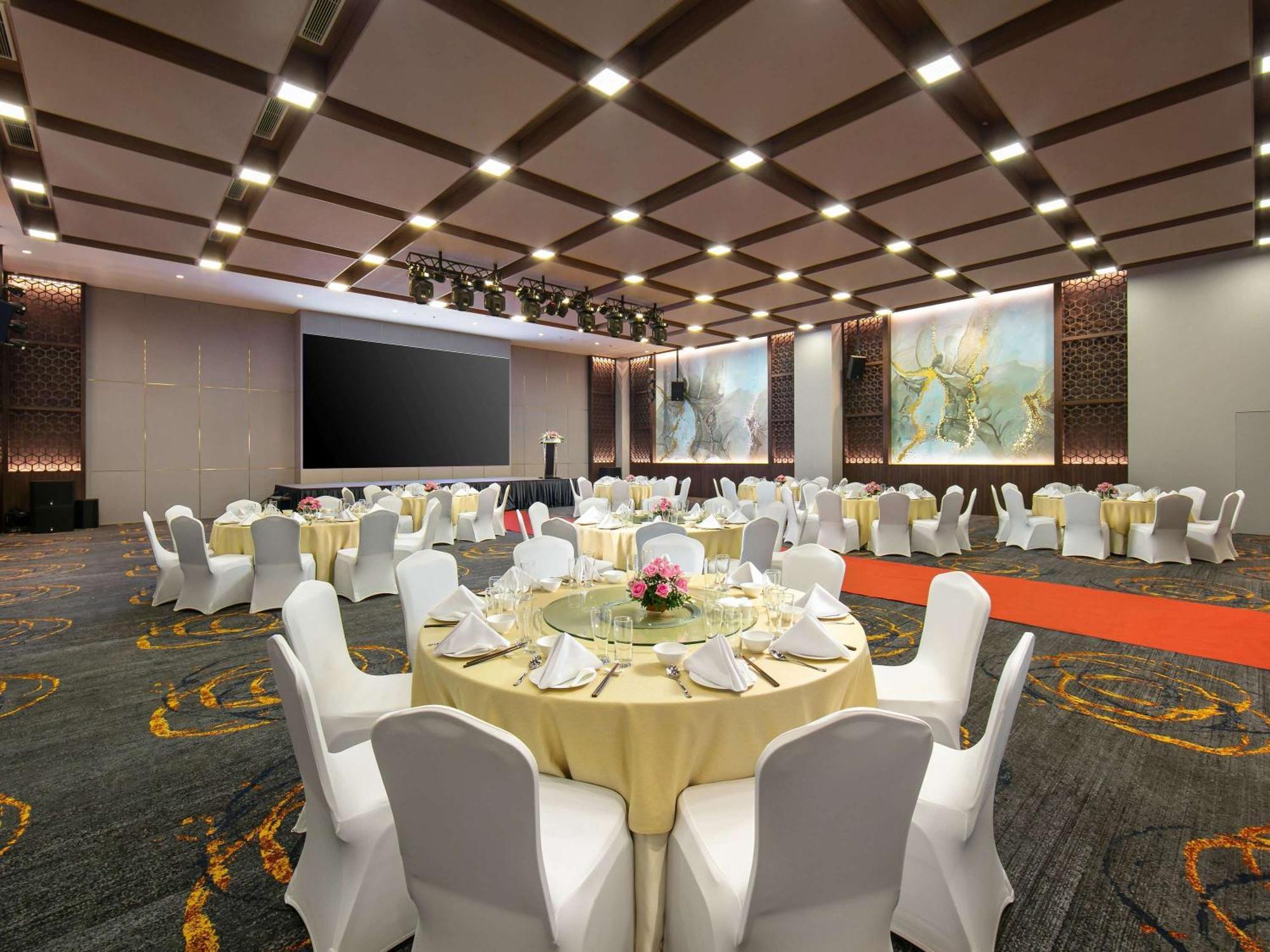 Moevenpick Living West Hanoi Luaran gambar